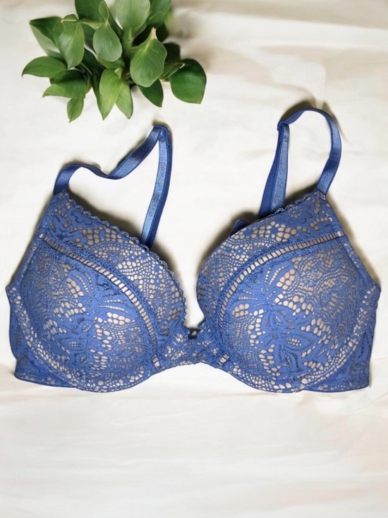 Victoria's Secret Other - Victoria's Secret Lace Bombshell Bra in a blue-lavender shade